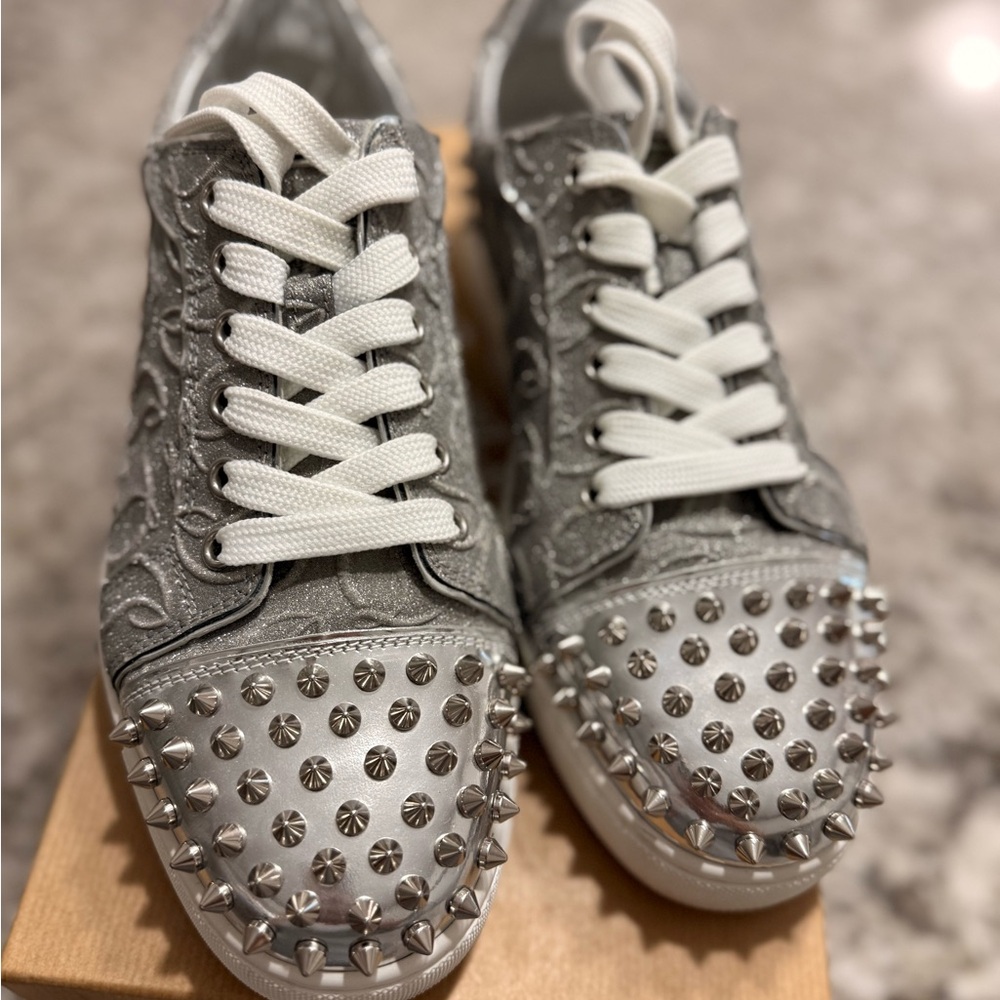 Christian Louboutin Vieira 2 Flat Sneakers